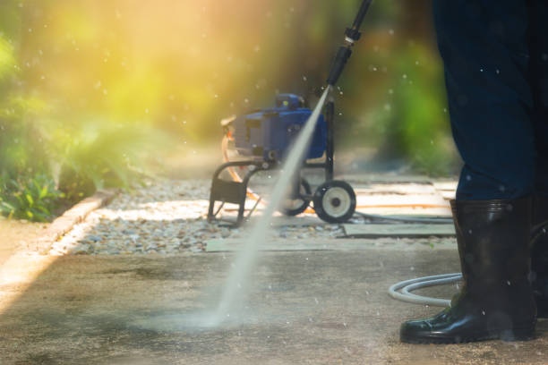 Best Playground Equipment Cleaning  in Newtown, PA